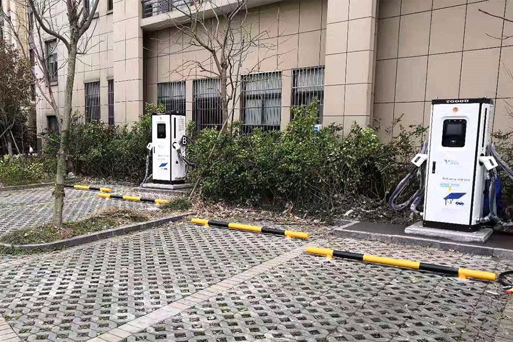 海宁农商银行（丁桥支行）充电站