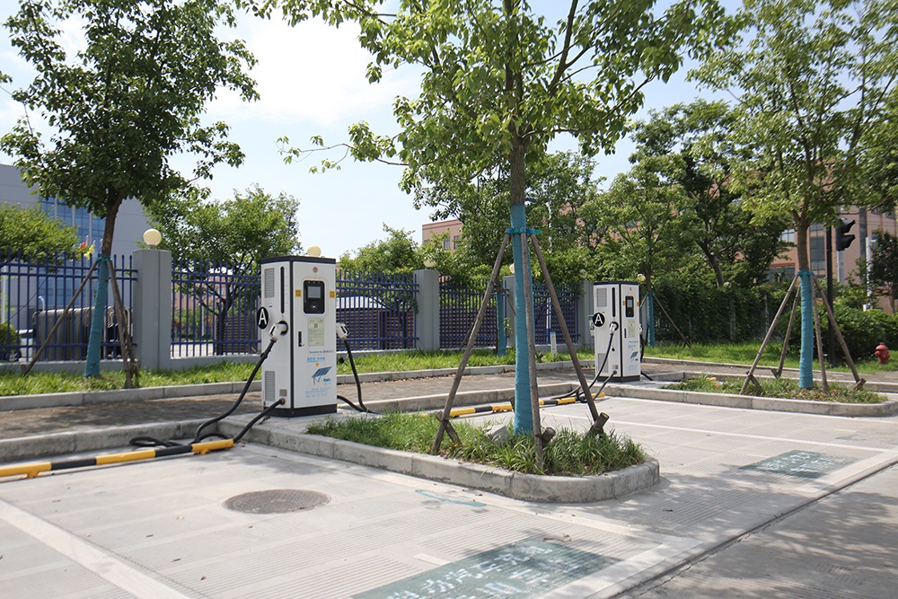 芯美生物园区网荷光储充智能微网项目